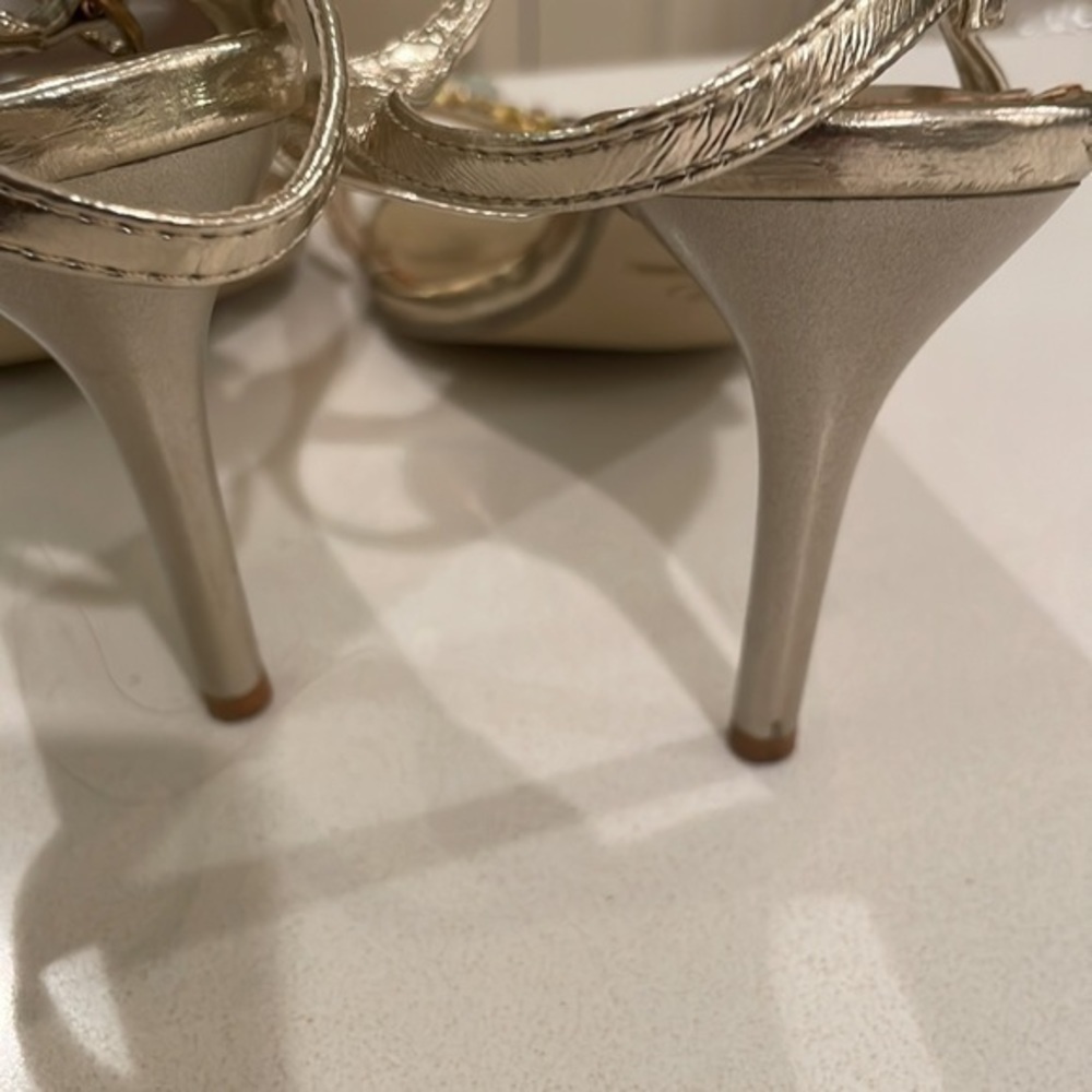 Sweetie's Shoe Collection gold crystal embellished party pump sandals size 7 - Picture 4 of 6
